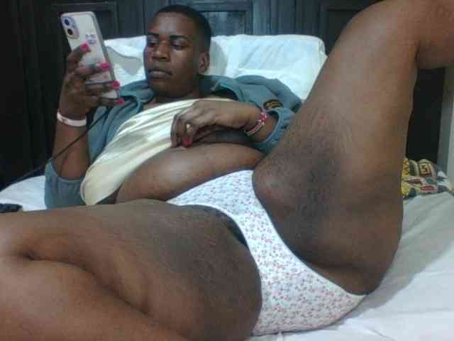 Sexyblacktits webcam
