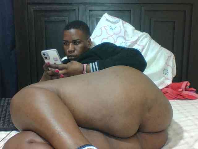 Sexyblacktits webcam