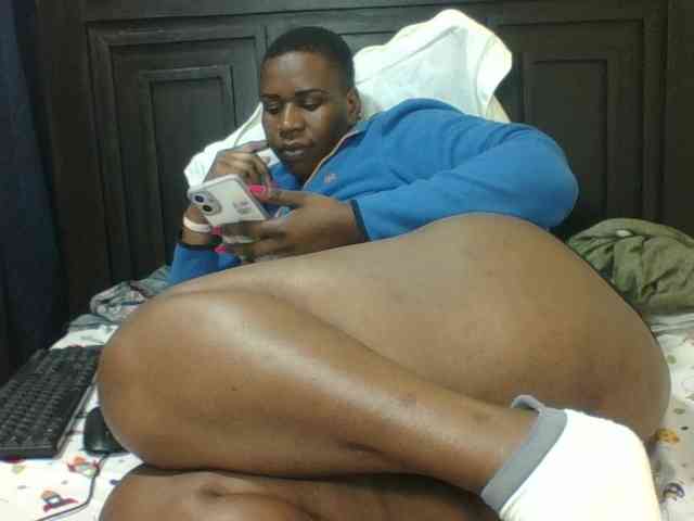 Sexyblacktits webcam