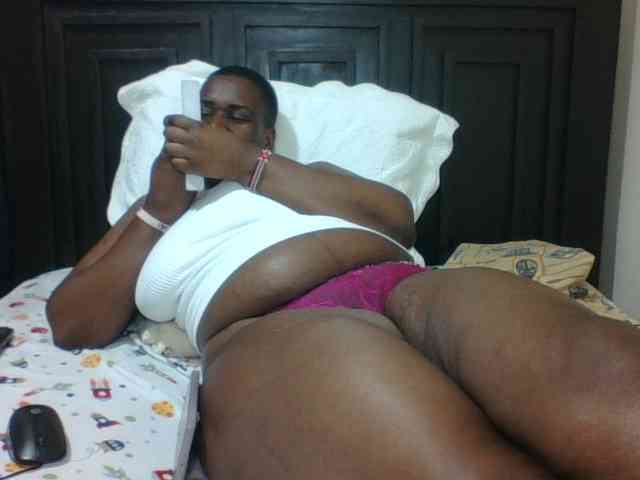 Sexyblacktits webcam