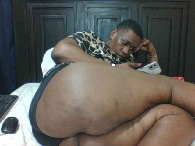 Sexyblacktits webcam