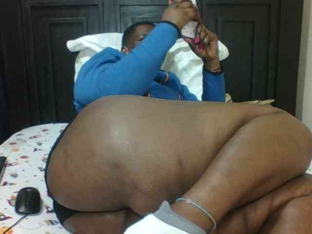 Sexyblacktits webcam