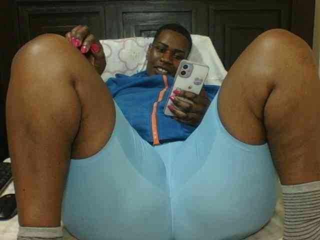 Sexyblacktits webcam