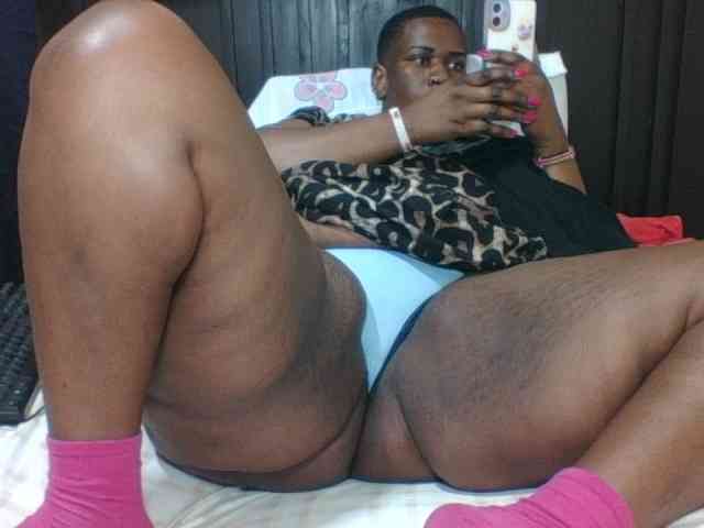 Sexyblacktits webcam