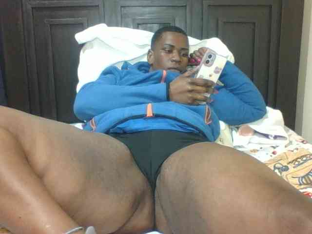 Sexyblacktits webcam