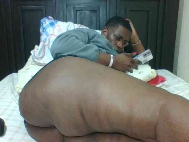 Sexyblacktits webcam