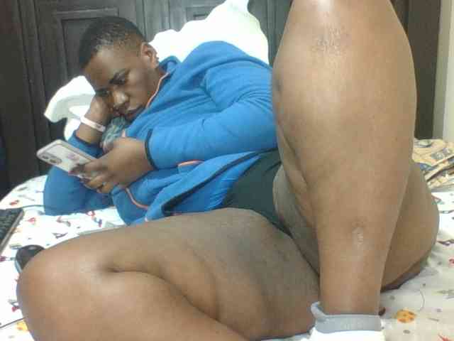 Sexyblacktits webcam