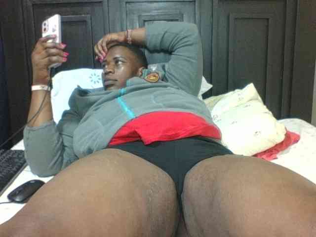 Sexyblacktits webcam