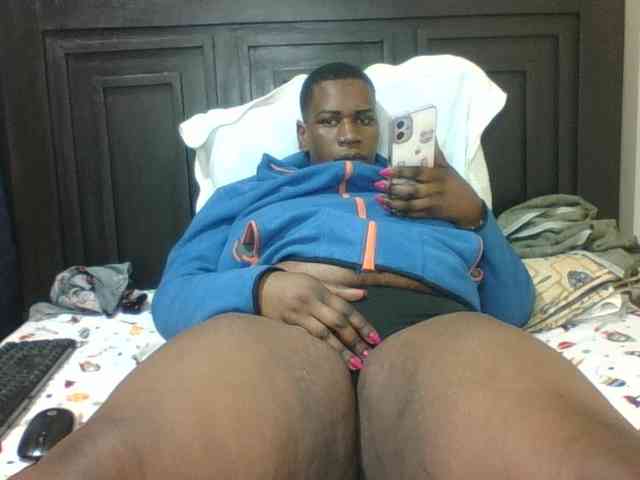 Sexyblacktits webcam