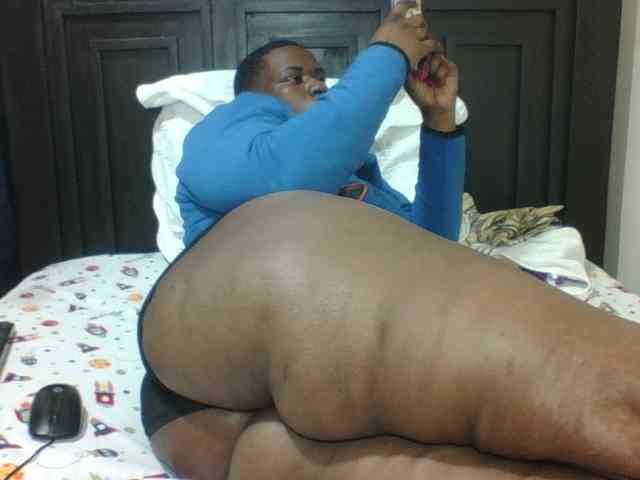 Sexyblacktits webcam