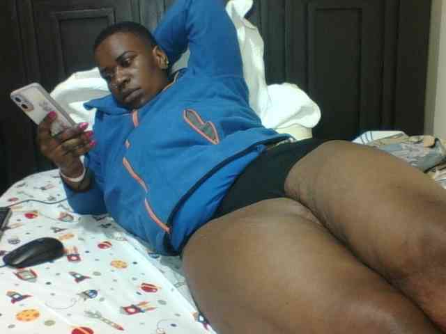 Sexyblacktits webcam