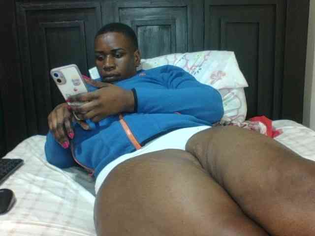 Sexyblacktits webcam