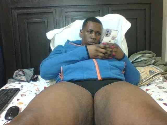 Sexyblacktits webcam