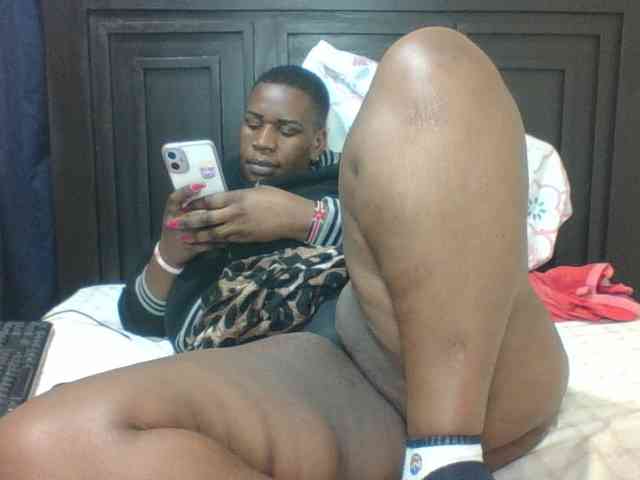 Sexyblacktits webcam