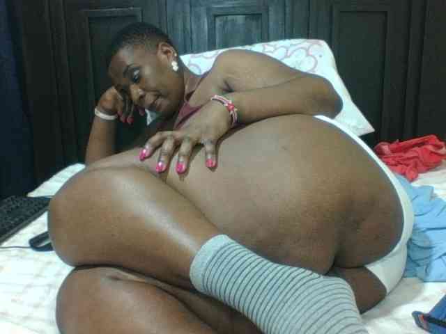 Sexyblacktits webcam