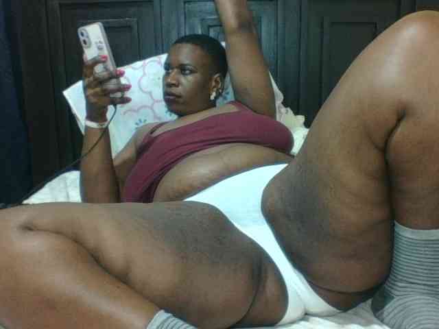 Sexyblacktits webcam