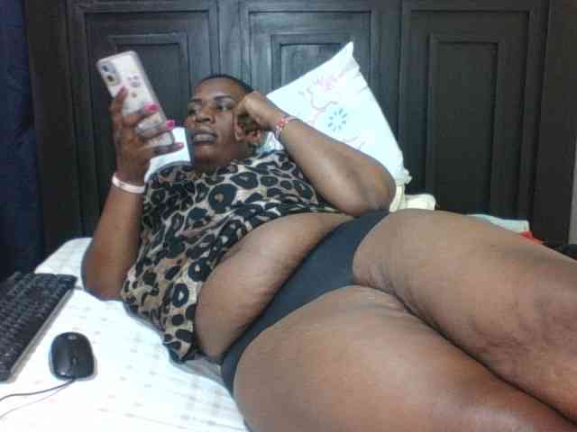 Sexyblacktits webcam