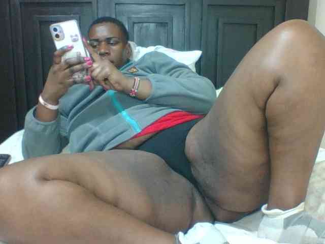 Sexyblacktits webcam