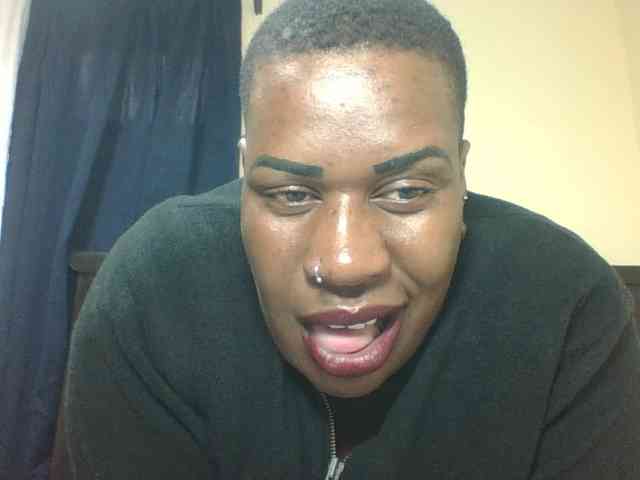 Sexyblacktits webcam