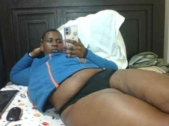 Sexyblacktits webcam