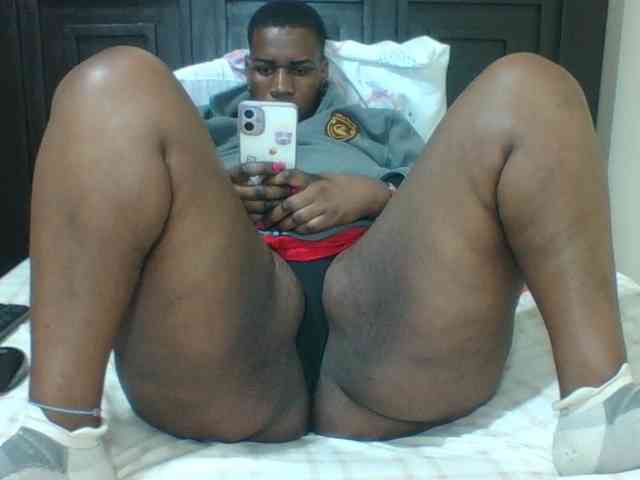 Sexyblacktits webcam