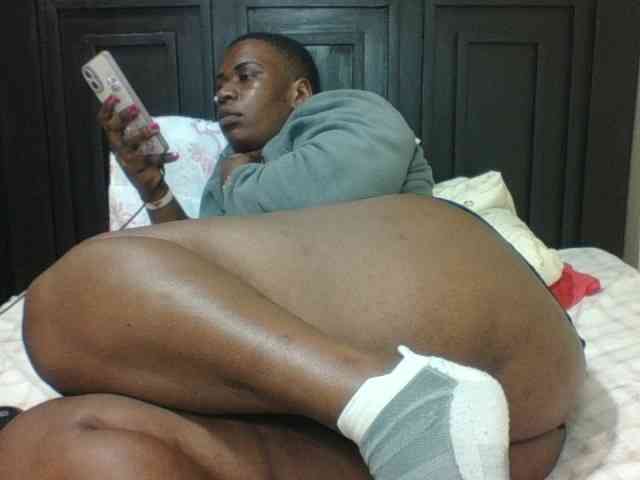 Sexyblacktits webcam