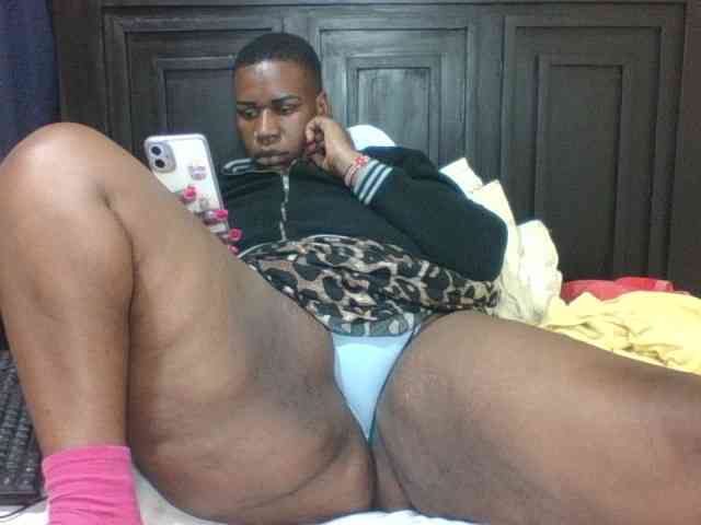 Sexyblacktits webcam