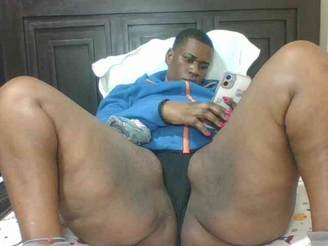 Sexyblacktits webcam