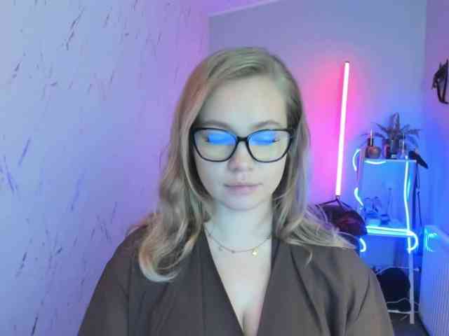 hollyBB webcam