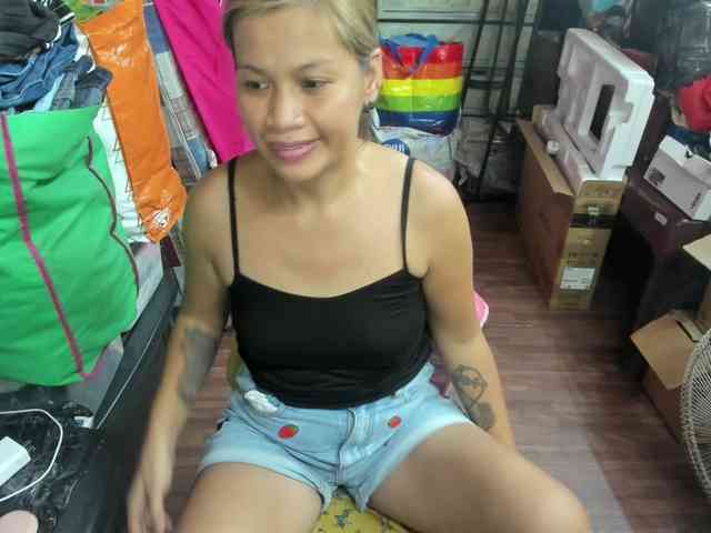 AthenaMoran webcam