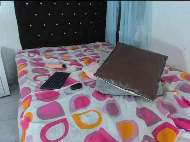 AURORALENOVIC21 webcam