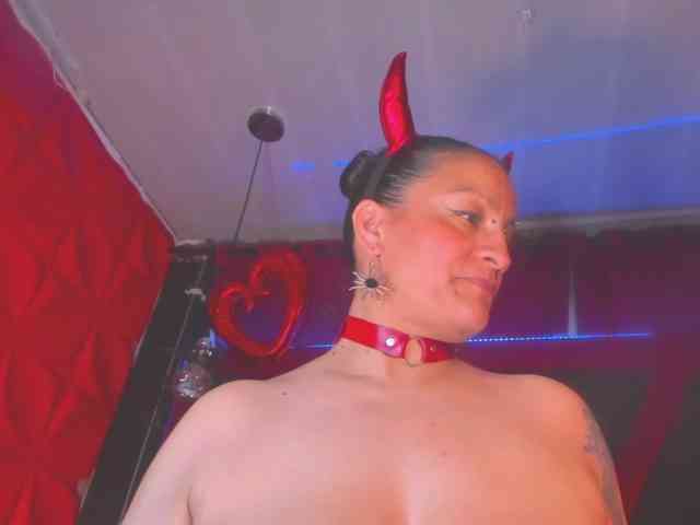taylorhardcor webcam