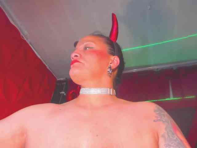 taylorhardcor webcam