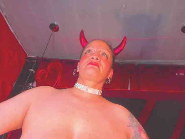 taylorhardcor webcam