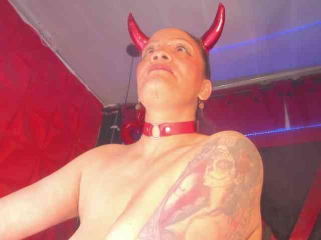 taylorhardcor webcam