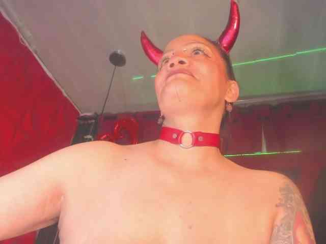 taylorhardcor webcam