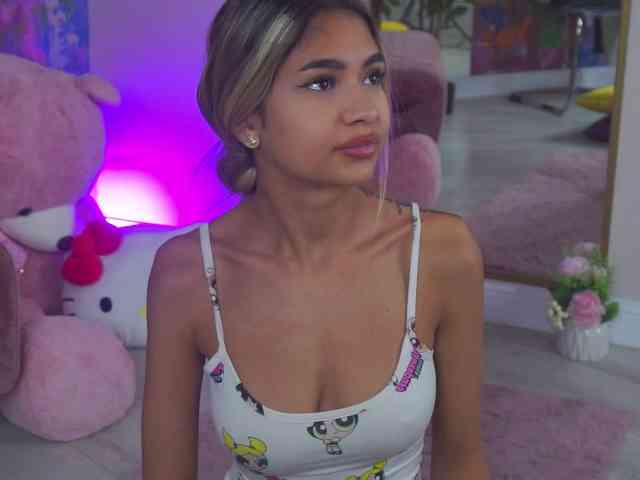 AshaYuva webcam