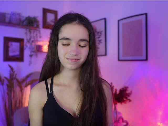 GiaPaige18 webcam