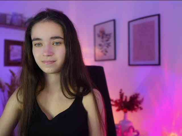 GiaPaige18 webcam