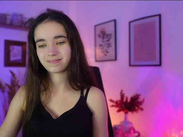 GiaPaige18 webcam