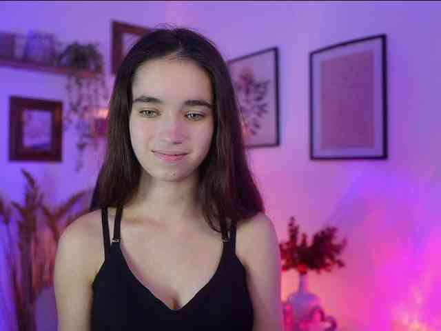 GiaPaige18 webcam