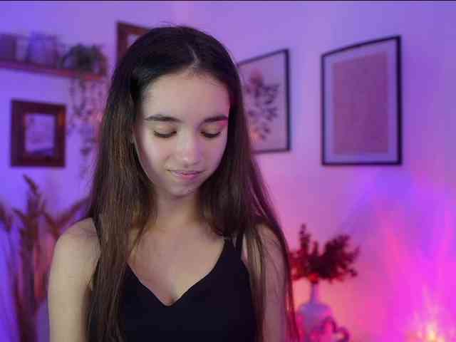 GiaPaige18 webcam