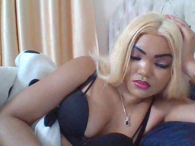 Blackmelanin1 webcam