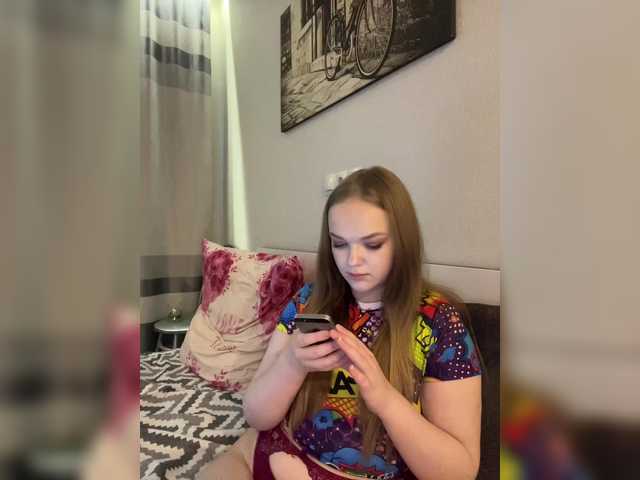 Рунетки: дрочит двумя пальчиками, секс чат бесплатно