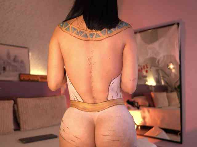 ElleDiane webcam
