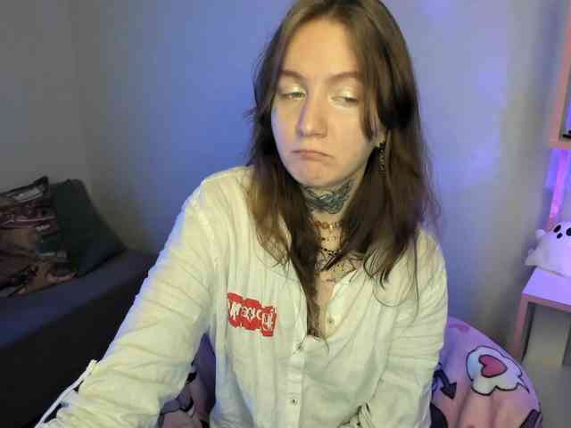 Mary-Xextra webcam