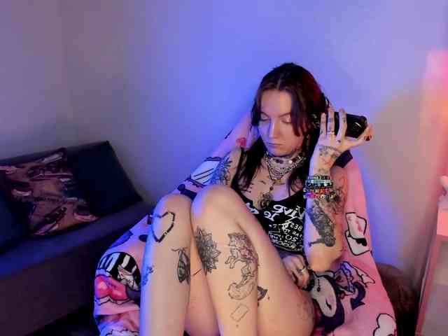 Mary-Xextra webcam