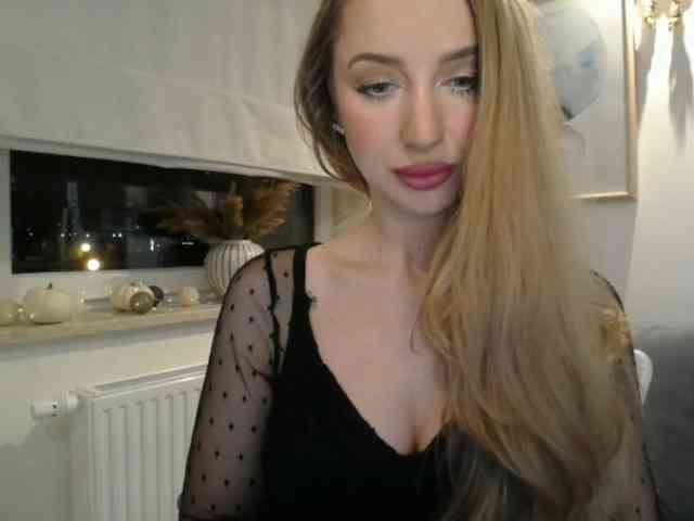 JulietteGlow webcam