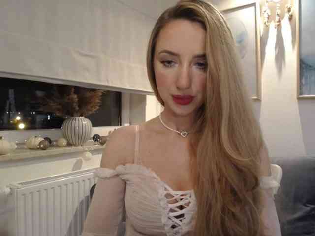 JulietteGlow webcam