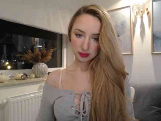 JulietteGlow webcam